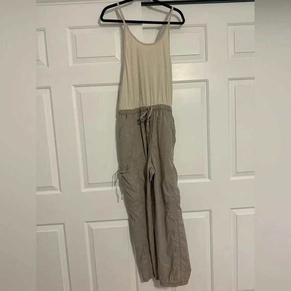 NWT Free People Jumpsuit size Large - Picture 5 of 5